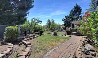 1266 KENRAY Loop, Springfield, OR 97477
