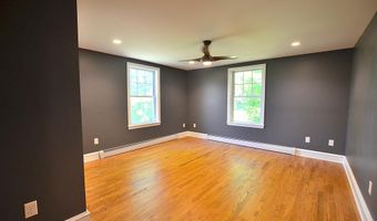 14 HILLSIDE Rd, Claymont, DE 19703