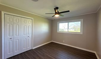 1918 Register Rd, Adel, GA 31620