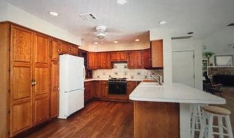 5 Whipporwill Valley Rd, Atlantic Highlands, NJ 07716