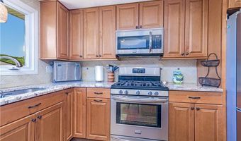 7 Lydia Ave, North Providence, RI 02904