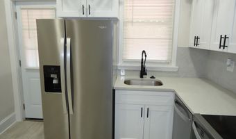 2807 CLIFTON Ave, Baltimore, MD 21216