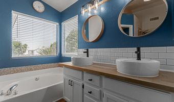 3821 W BARCELONA Dr, Chandler, AZ 85226