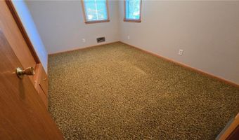 1003 15th St SW, Austin, MN 55912