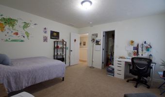267 Lilly Ln, Batesville, IN 47006