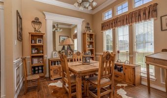 1701 W Lake Shore Dr, Alvarado, TX 76009