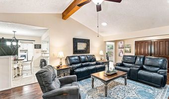 1 Rockford Ln, Bella Vista, AR 72715
