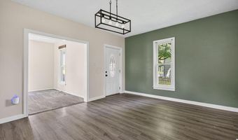 37 College St, Alexandria, OH 43001