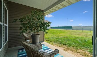 1611 Breca Ridge Dr 4, Anamosa, IA 52205