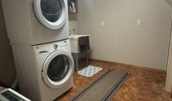 811 S Washington St, Aberdeen, SD 57401