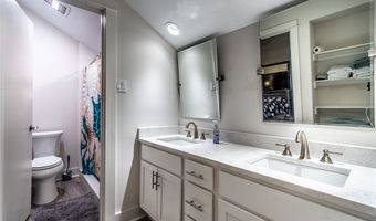 129 Sea Breeze Dr, Aransas Pass, TX 78336