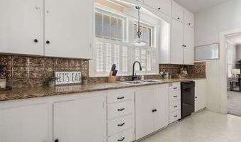 411 D St NW, Ardmore, OK 73401