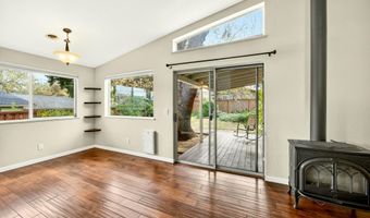 760 Oak Knoll Dr, Ashland, OR 97520
