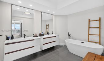 2000 Island Blvd 3010, Aventura, FL 33160