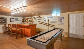 21 Tamarack Ln, Amherst, NH 03031