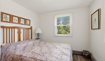5358 S Highpoint Dr, Albion, IN 46701
