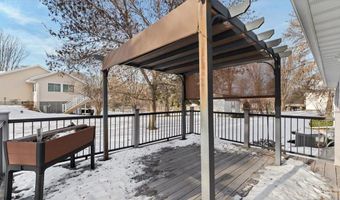 1502 Armstrong Cir NW, Alexandria, MN 56308