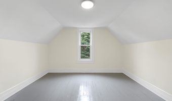 719 E 7th St, Auburn, IN 46706