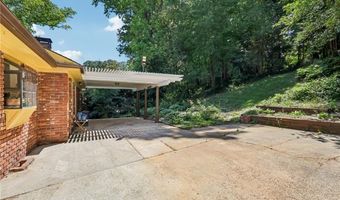 1067 Hess Dr, Avondale Estates, GA 30002