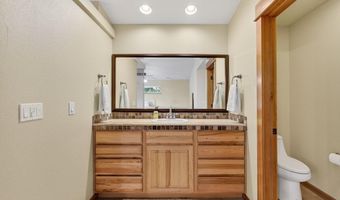 33885 N Moonbeam Ct, Bayview, ID 83803