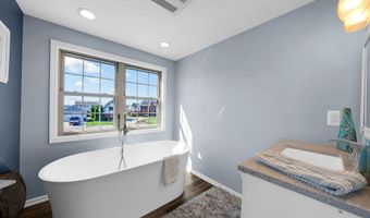 7787 Farnsworth, Algonac, MI 48001