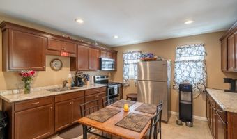 6 Pine St E, Alloway, NJ 07422