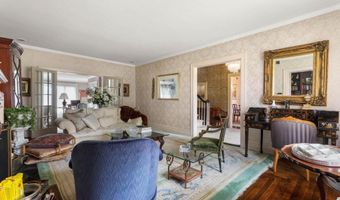 2730 W CHEW St, Allentown, PA 18104
