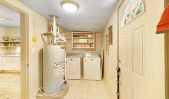 207 N Oneil St, Alvord, TX 76225