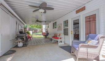 207 N Smith St, Owensville, IN 47665