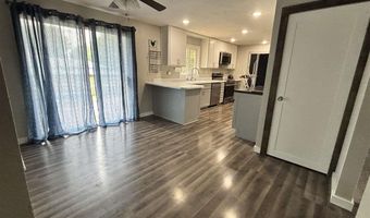 105 E 13TH St, Bayard, NE 69334