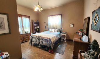 210 W Locust, Anthony, KS 67003