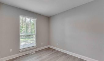 417 Elm Crossing Ct, Ballwin, MO 63021