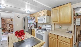 958 W Hunt Rd, Alcoa, TN 37701