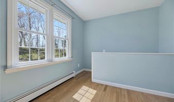 13 Pigeon Hill Cv, Hopkinton, RI 02808