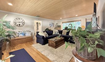 1099 PARKVIEW Dr, Brookings, OR 97415