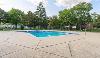 14620 Garrett Ave 310, Apple Valley, MN 55124