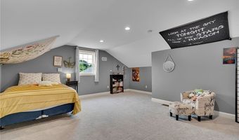 22 Deer View Dr, Akron, NY 14001