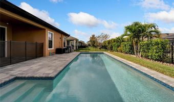 7408 SUNGOLD MEADOW Ct, Apollo Beach, FL 33572