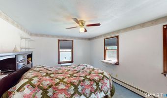 34 Angell Rd, Glocester, RI 02814