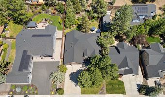 2486 NW Marken St, Bend, OR 97703