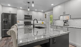 54 OPPORTUNITY Way, Appleton, WI 54915