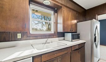 504 Orange Dr, Abbeville, LA 70510