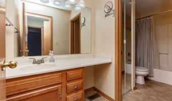 4144 Eisenhower Ln 1, Ames, IA 50010
