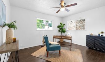 1127 Haloa Dr, Honolulu, HI 96818