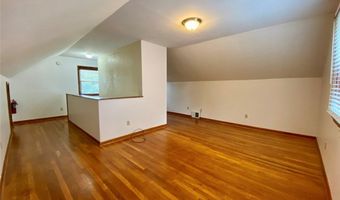 1881 17th St SW, Akron, OH 44314