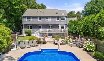 2 High Ridge Rd, Ashland, MA 01721