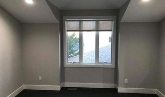 2866 Baylis Dr, Ann Arbor, MI 48108
