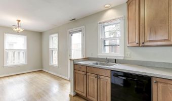 1759 N CLIFF St, Alexandria, VA 22301
