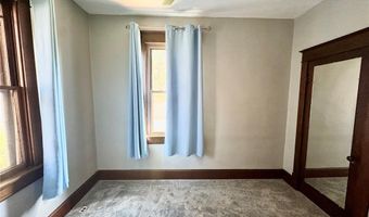 439 E 8th St, Alton, IL 62002