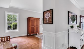42037 N Old Lake Ave, Antioch, IL 60002